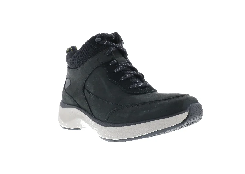 Clarks Wave 2.0 MID (Women's) - Black