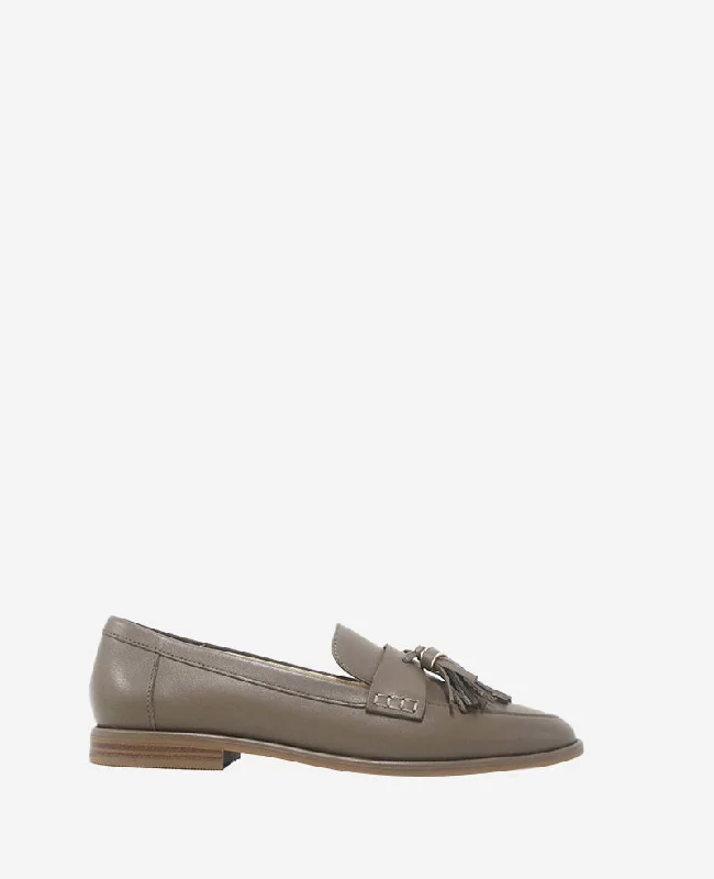 Lyra Leather Loafer